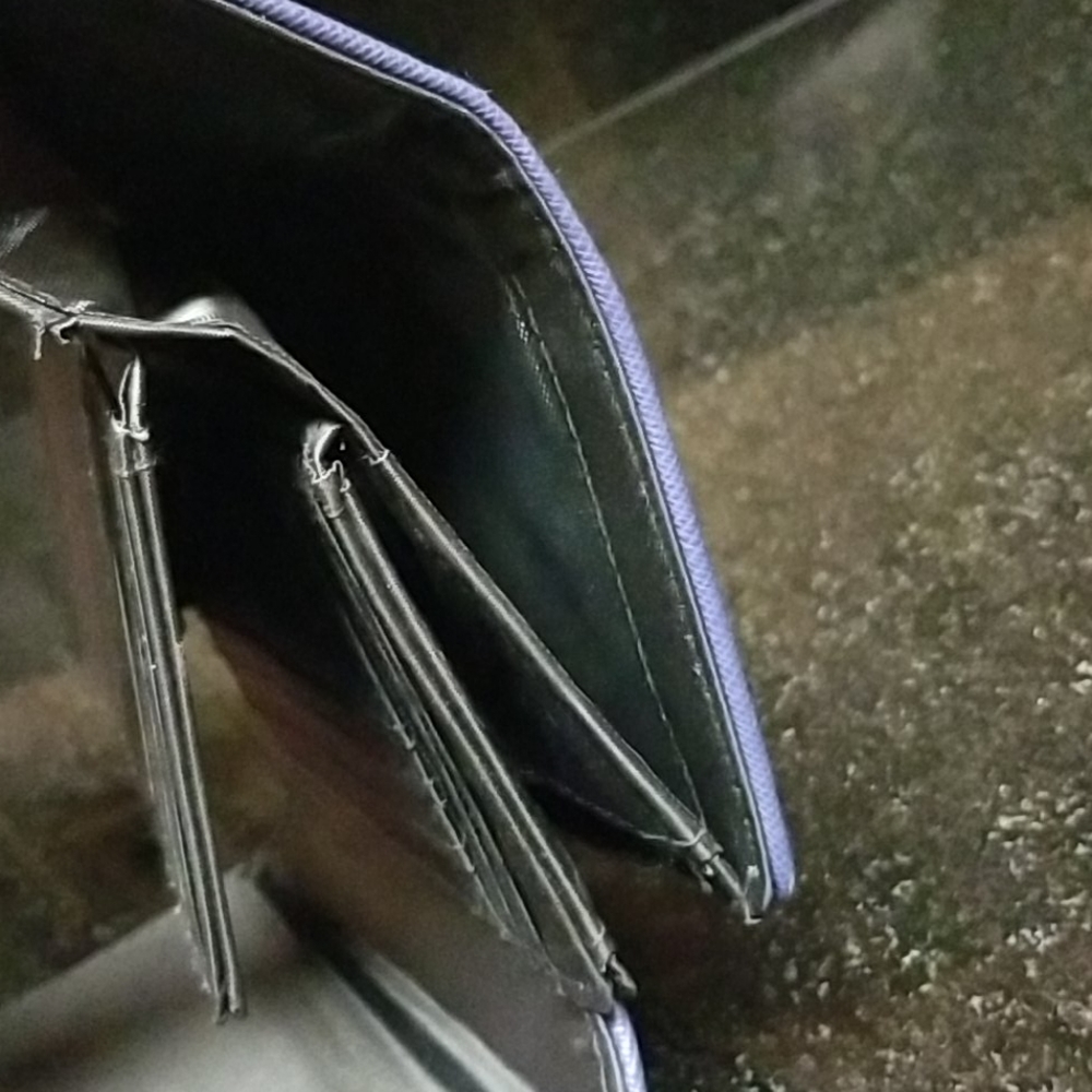 Mundi Wallet - Picture 5 of 9